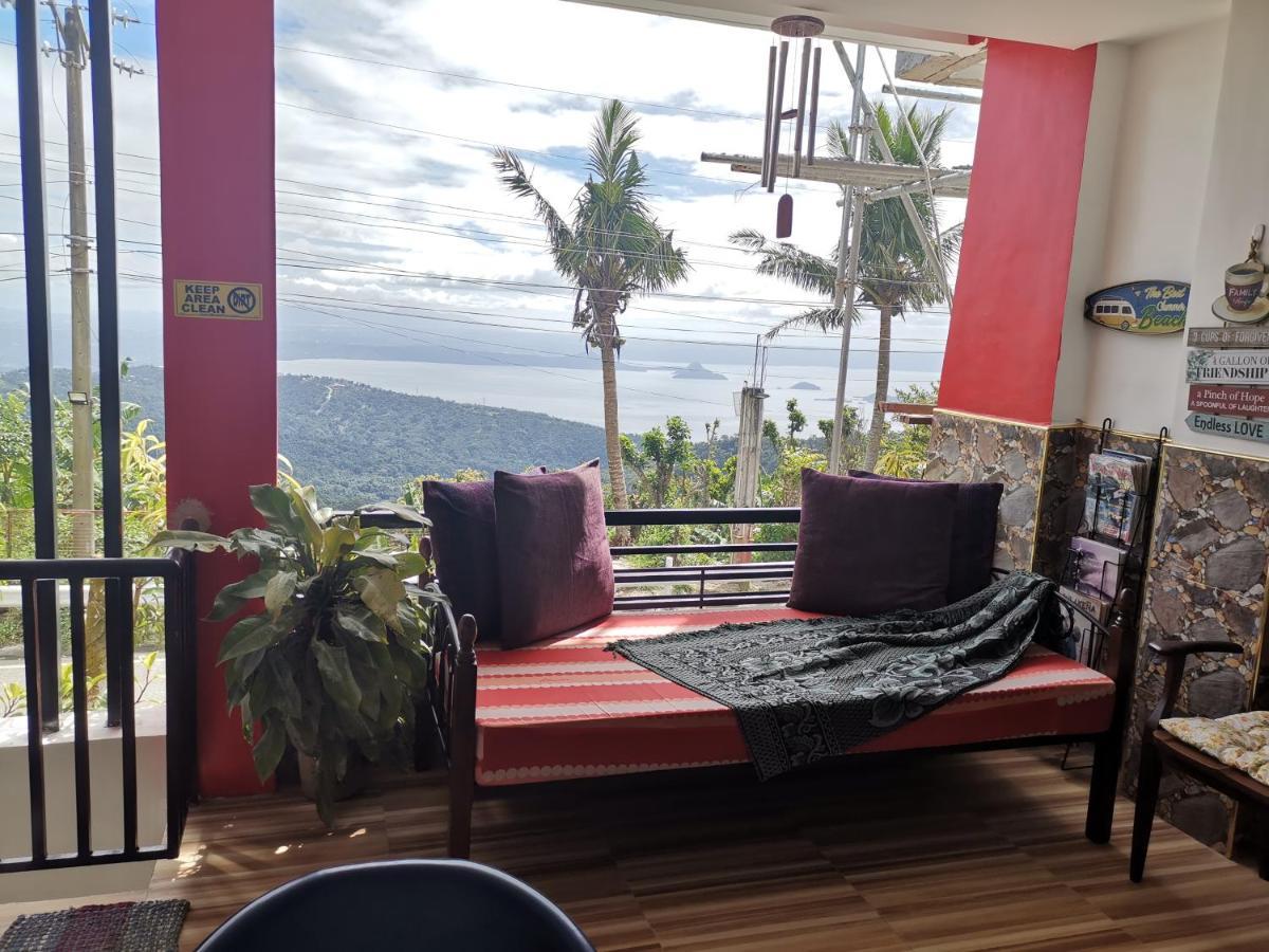 Country Bug Inn Tagaytay City Esterno foto