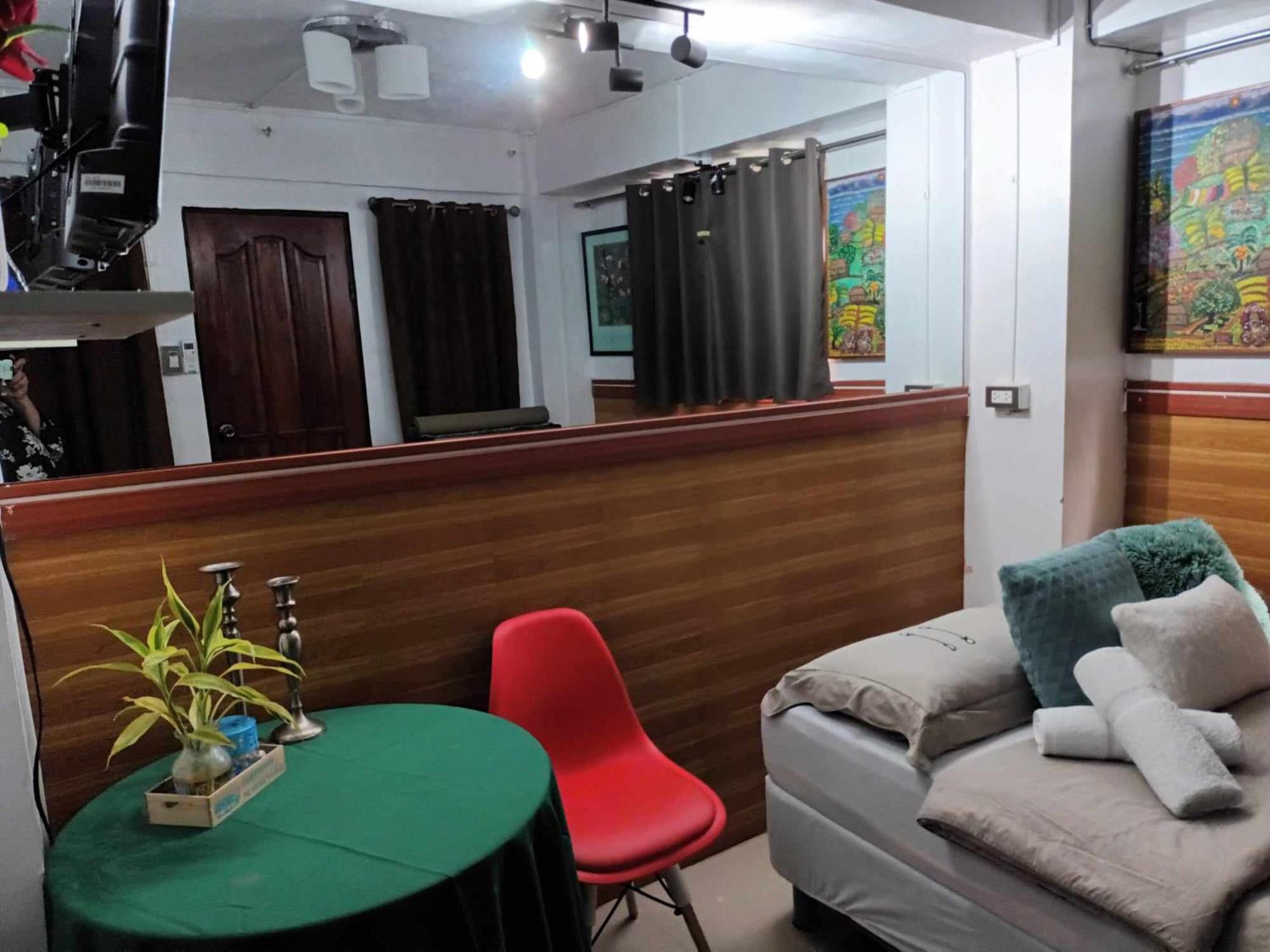 Country Bug Inn Tagaytay City Esterno foto